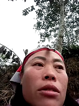 Snapshot of CoMay003 chatting on February 24, 3:15 am CoMay003 online show from February 24, 3:15 am