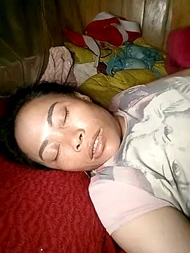 CoMay003 online show from April 8, 5:13 pm