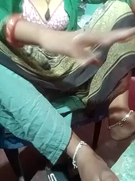 Snapshot of Sonam9696 chatting on February 2, 6:39 pm Sonam9696 online show from February 2, 6:39 pm