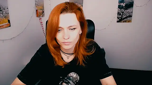 Snapshot of PeppyMia chatting on March 8, 7:56 am PeppyMia online show from March 8, 7:56 am