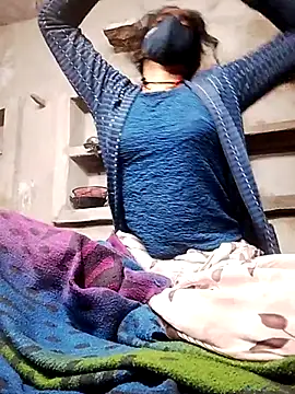 Snapshot of MISS-KAYA chatting on December 18, 9:21 pm MISS-KAYA online show from December 18, 9:21 pm