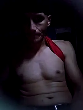 Snapshot of Romance32 chatting on November 12, 2:01 am Romance32 online show from November 12, 2:01 am