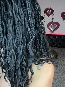 Snapshot of Babylulu_b chatting on November 27, 3:36 pm Babylulu b online show from November 27, 3:36 pm