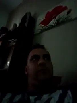 Snapshot of Gavo123 chatting on April 14, 8:48 pm Gavo123 online show from April 14, 8:48 pm