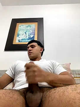 Snapshot of TysonAn chatting on October 9, 4:10 am TysonAn online show from October 9, 4:10 am