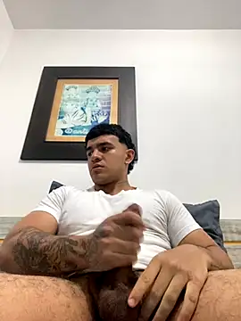 Snapshot of TysonAn chatting on October 26, 4:51 am TysonAn online show from October 26, 4:51 am