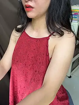 Voyerra g online show from April 12, 1:10 am