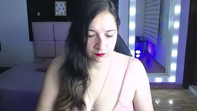 Agatha bellucci  online show from November 11, 2:06 pm