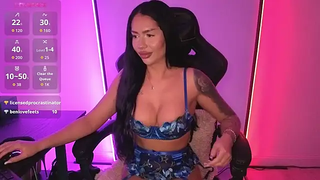 alisonrouge online show from January 8, 11:18 pm