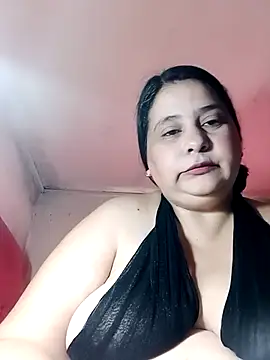 Snapshot of Ayma1983 chatting on November 13, 11:42 am Ayma1983 online show from November 13, 11:42 am