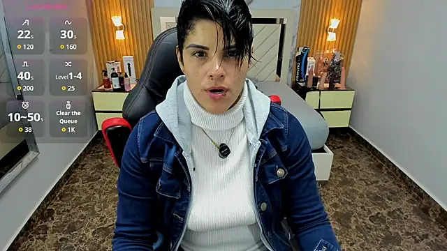 KAROLLJONES1 online show from December 16, 7:30 pm