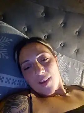 Snapshot of passioneeterna chatting on September 19, 9:48 pm passioneeterna online show from September 19, 9:48 pm