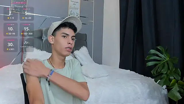 Room 69x online show from November 7, 3:50 am