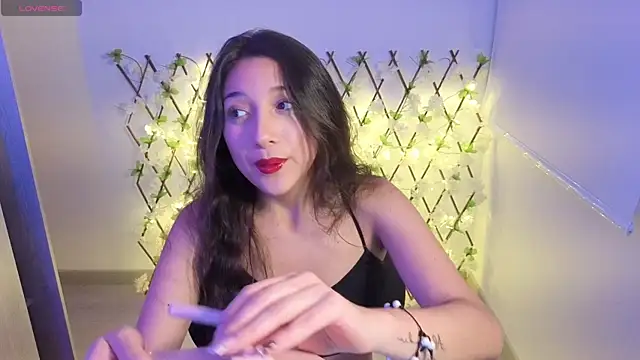 Snapshot of genet_ chatting on October 8, 12:52 am genet online show from October 8, 12:52 am