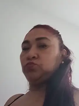 linda luna29 online show from May 18, 8:47 pm