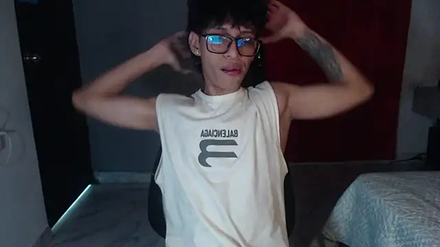 Snapshot of sung_yol chatting on September 29, 3:44 am sung yol online show from September 29, 3:44 am