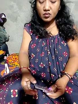 Snapshot of Cute-Swewty chatting on September 23, 3:04 pm Cute-Swewty online show from September 23, 3:04 pm