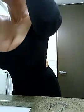 Esmeralda333 online show from November 12, 4:07 pm