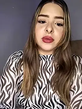 Nahomy cm online show from April 8, 8:53 pm