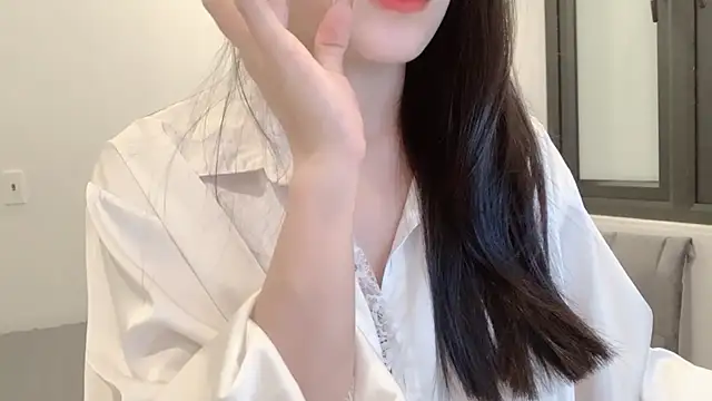 Snapshot of ___Lily___ chatting on June 6, 4:33 pm Lily online show from June 6, 4:33 pm