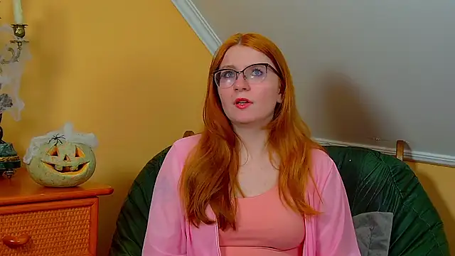 AliceAllisons online show from October 31, 8:10 pm