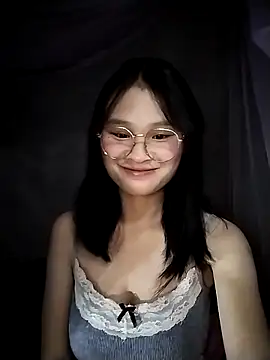 saronla 03 online show from November 9, 1:42 pm