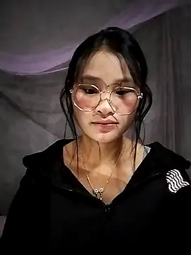 saronla 03 online show from December 4, 7:17 am