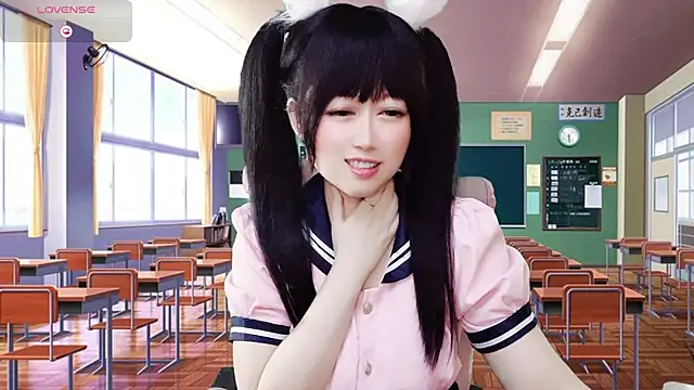 LuckyCute-Tutu online show from April 4, 2:36 pm