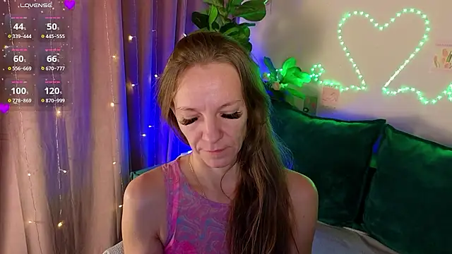 Jesica mooon online show from February 1, 1:26 am