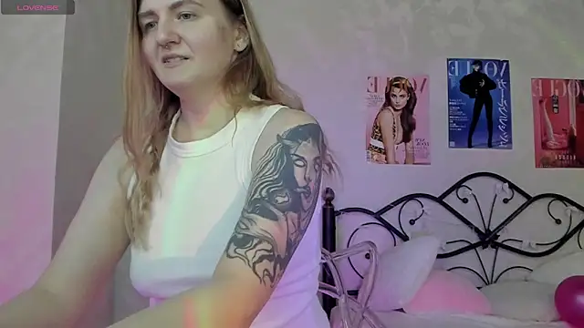 Ruby Al1en online show from February 11, 1:21 am