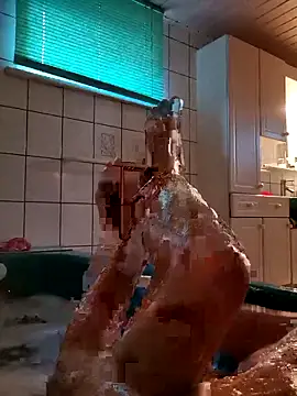 Kaosmikey online show from March 4, 8:20 am