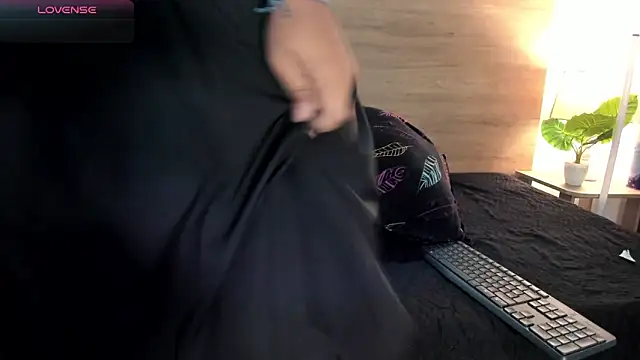 BellaNixs online show from March 14, 11:37 am