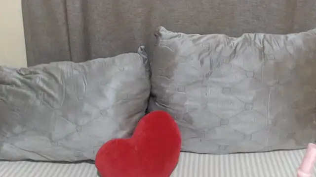 Snapshot of ScarlettNoire chatting on November 28, 2:58 am ScarlettNoire online show from November 28, 2:58 am