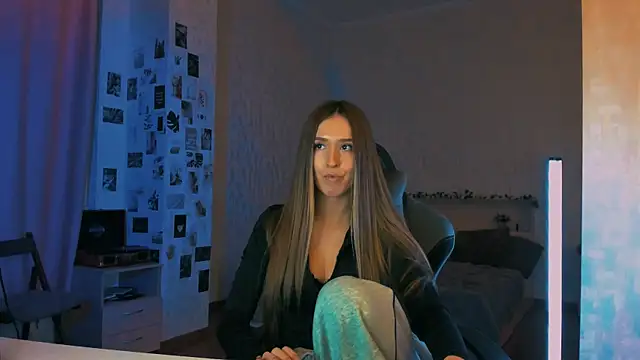 yourrdanceteacher online show from November 29, 8:01 pm