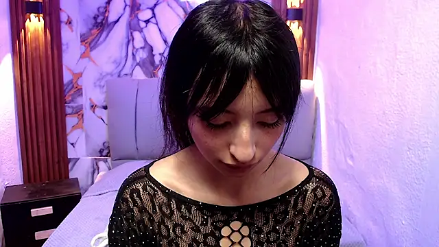 alaia blue online show from October 14, 1:23 pm