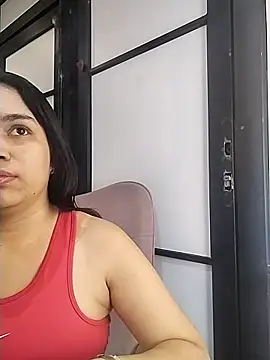 Snapshot of SamaraAnders_ chatting on February 21, 4:46 am SamaraAnders online show from February 21, 4:46 am