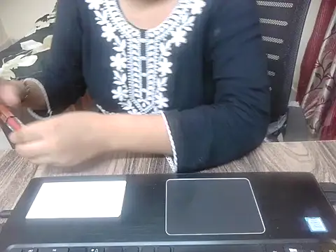 Snapshot of lusty_kaira chatting on July 28, 4:39 pm lusty kaira online show from July 28, 4:39 pm