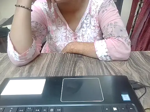 Snapshot of lusty_kaira chatting on August 2, 8:02 am lusty kaira online show from August 2, 8:02 am