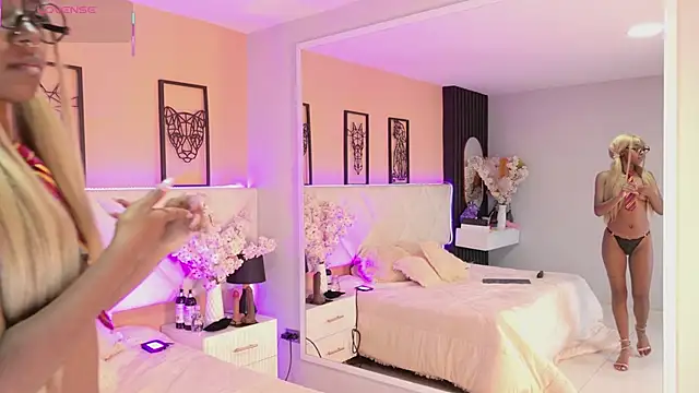 amy miller1 online show from October 30, 7:58 pm