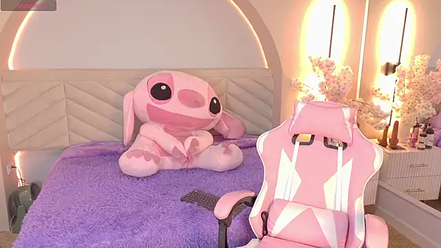 amy miller1 online show from March 5, 8:27 pm