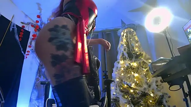 lunnaa  online show from November 6, 2:56 am