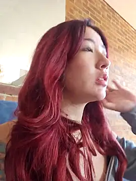 Snapshot of lunnaa_ chatting on February 25, 3:54 pm lunnaa online show from February 25, 3:54 pm