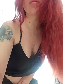 Snapshot of lunnaa_ chatting on March 1, 6:54 pm lunnaa online show from March 1, 6:54 pm