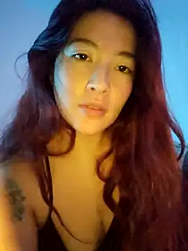 Snapshot of lunnaa_ chatting on March 4, 7:03 am lunnaa online show from March 4, 7:03 am