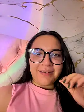 Snapshot of sara_roy04_ chatting on September 24, 4:05 am sara roy04  online show from September 24, 4:05 am