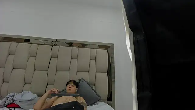 Mollyxketa1  online show from October 6, 2:53 am