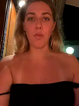 louiseberkeley online show from January 9, 10:40 am