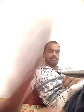 yashuuuu021 online show from April 18, 3:27 pm