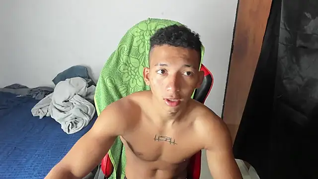 JuanchiT66 online show from March 15, 5:41 pm