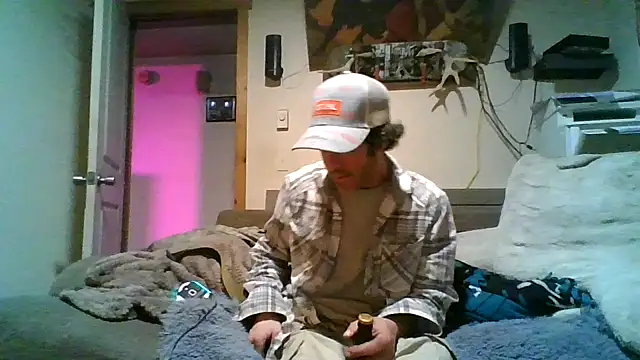 Snapshot of theboobietrap chatting on November 11, 6:35 am theboobietrap online show from November 11, 6:35 am